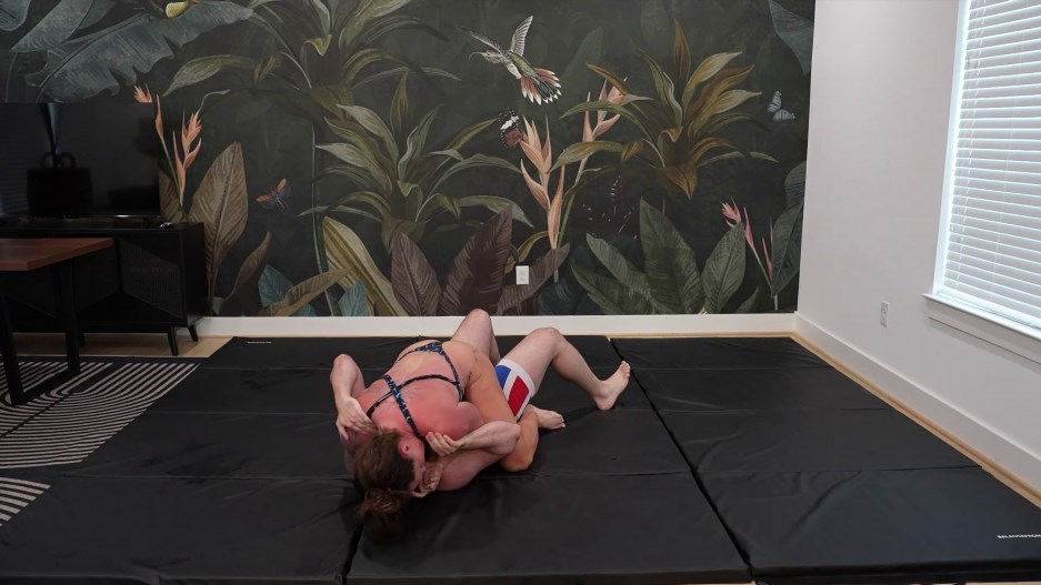 Herculess Domain - Musclemama Vs Hercules Competitive Wrestling